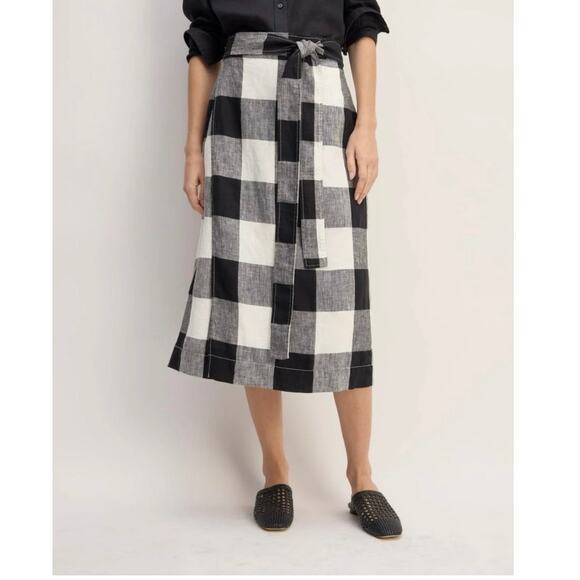 EVERLANE THE LINEN WRAP SKIRT Black White Plaid 100% Linen Size 2 - Picture 1 of 9